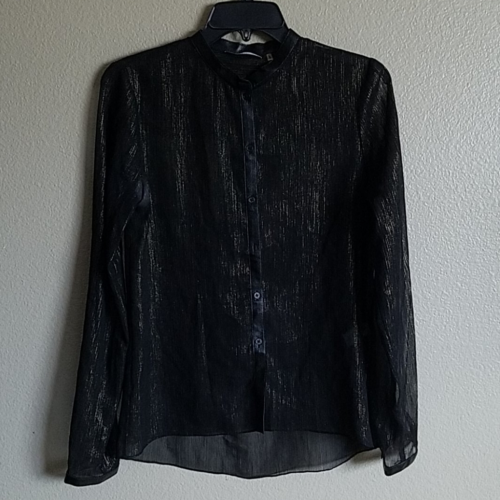 T Tahari Long Sleeved Blouse
